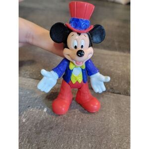 Disney Mickey Mouse Epcot Center 4th of July toys figure